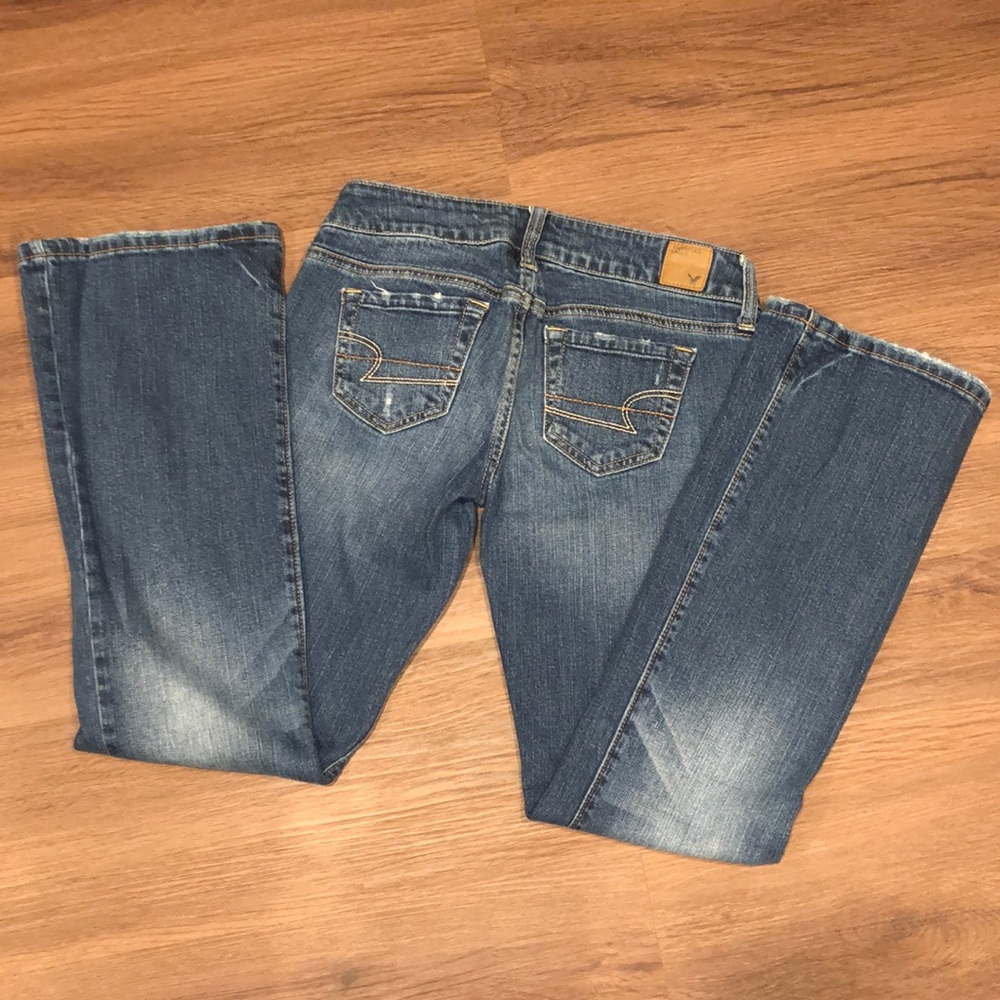 American Eagle Boyfriend Jeans - Picture 4 of 5